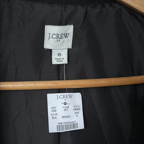 NWT, J.Crew Factory City Coat, Wool Blend & Zippered, Size 6 - Picture 7 of 8